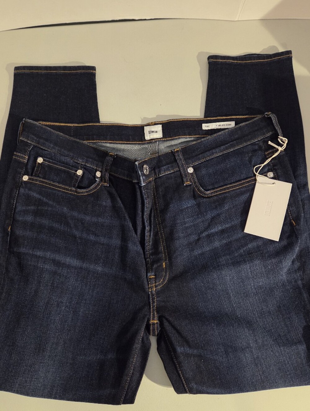 EDWIN Pixie 9'' Mid Rise Ankle Skinny Jeans Size 33 NWT Color L.U.V.